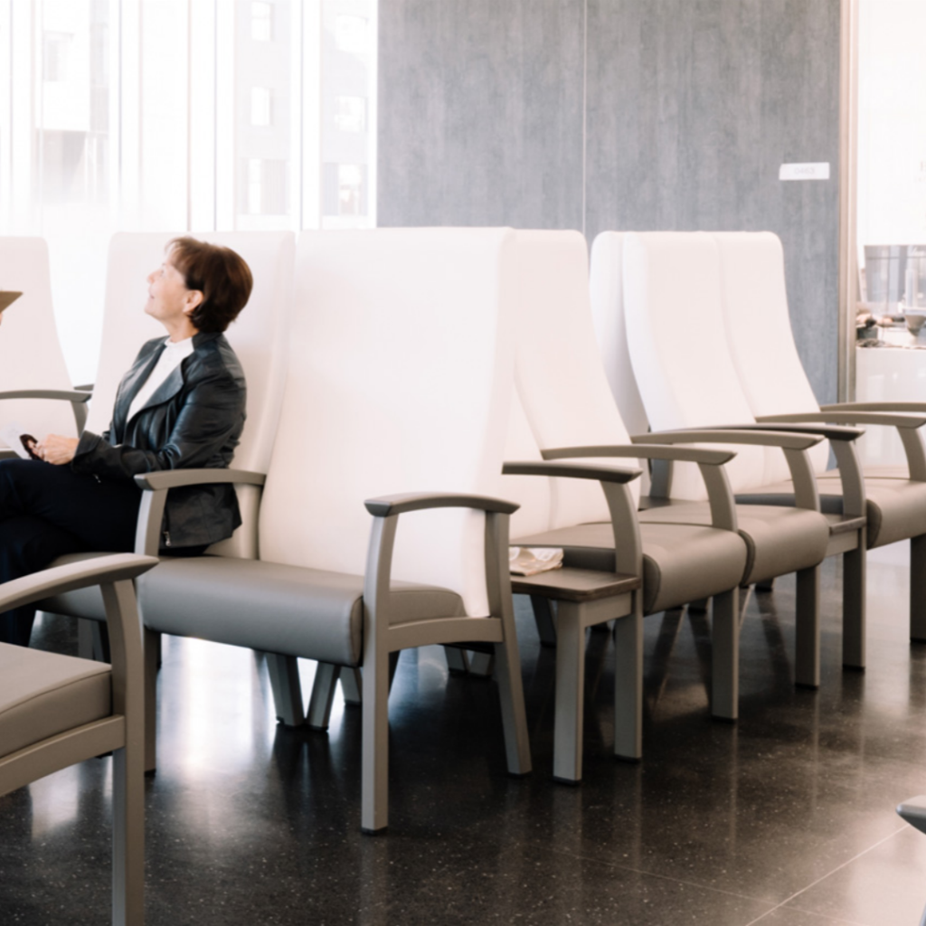 Hongye Furniture Group Co., Ltd | Exploring Chair Styles for Healthcare Waiting Areashealthcare waiting area seating