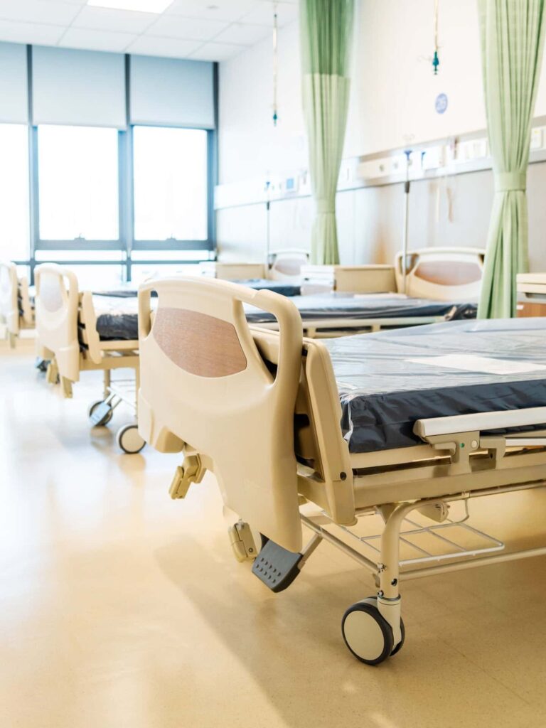 Hongye Furniture Group Co., Ltd | Polypropylene vs Upholstered vs Stainless Steel: Waiting Room Seating for Infection Control