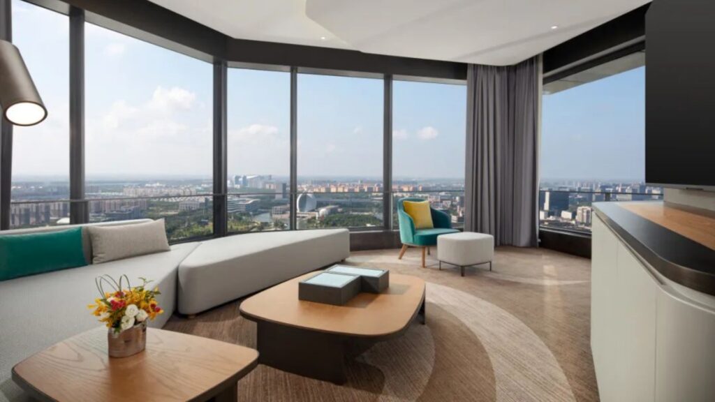 Hongye Furniture Group Co., Ltd | Choosing the Right Hotel Furniture Styles微信图片_20240613163127