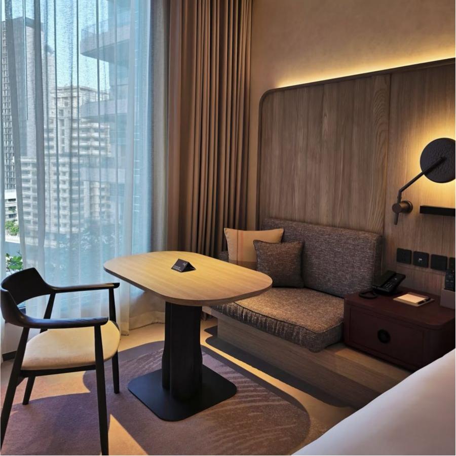 Hongye Furniture Group Co., Ltd | Boutique Hotel vs Chain Hotel Furniture: What Actually Drives 5-Star Reviews?9(1)
