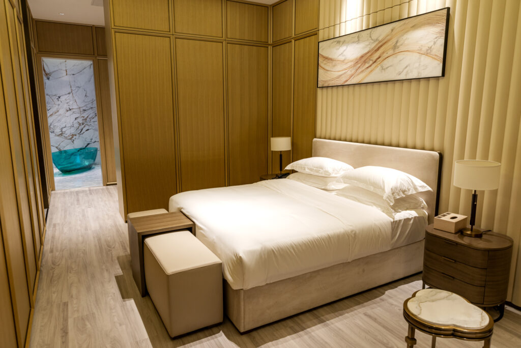 Hongye Furniture Group Co., Ltd | Pre-Production Sample Approval Checklist: Before Hotel Furniture Mass Production_DSC2806++